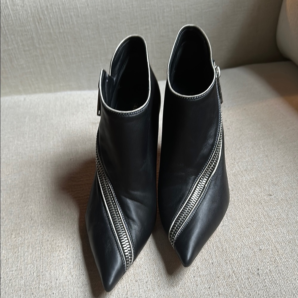 Black Leather Ankle Boots Celine worn once 39 8.5